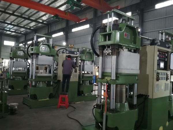 rubber cover molding machine (1)